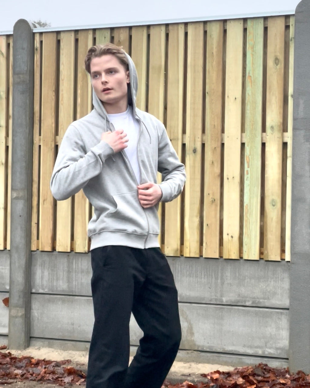 EST. 2025. 01 - Zip Up